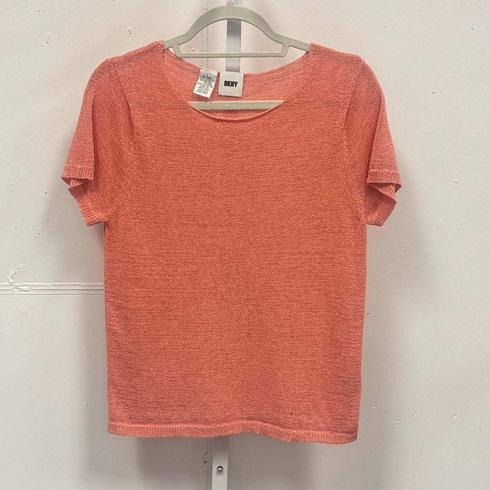 Vintage DKNY Coral Peach Knit Scoop Neck Short Sleeve Top T-shirt Size Large Y2K